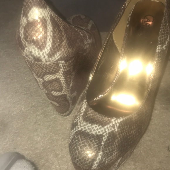 Wedges heel - Picture 3 of 3